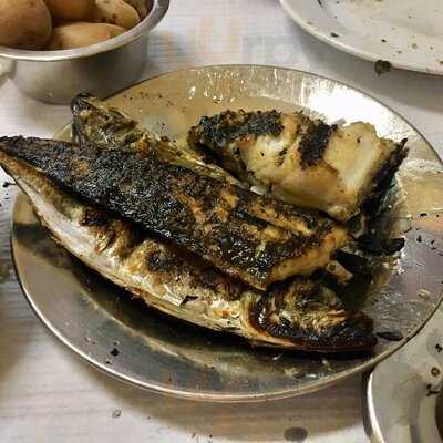 Peixe Assado Moinhos Do Grelha