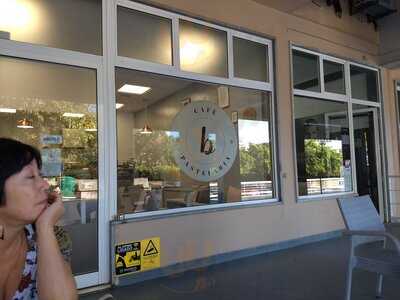 B Café • Pastelaria