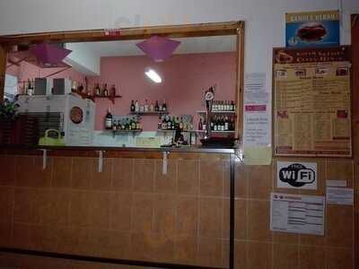 Estoi Kebab & Curry House