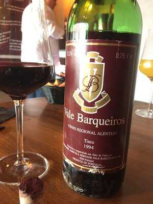 Wine Pier - Wine Bar & Tapas