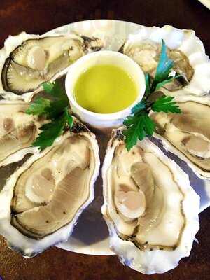 Wine Pier - Wine Bar & Tapas