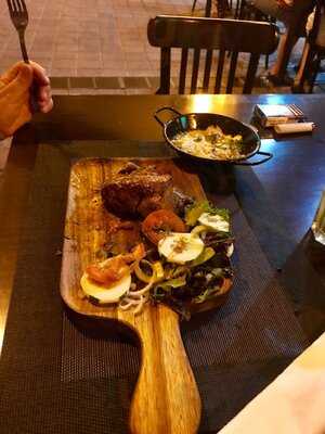 Innocent Bar & Restaurant