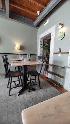 Casa Aberta Open Bar & Food House