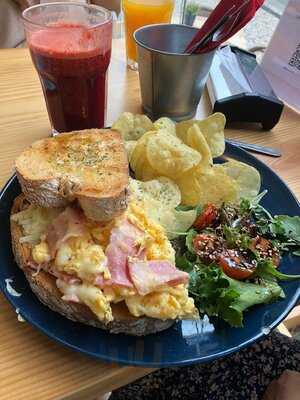 The Traveller Caffé