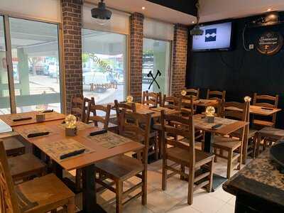 Lumberjack Burger & Beer