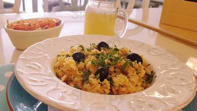 Alma Da Velha - Café & Bistro