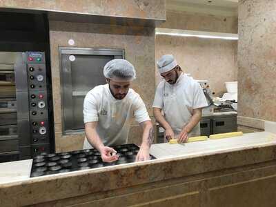 Manteigaria - Fábrica De Pastéis De Nata - Clerigos