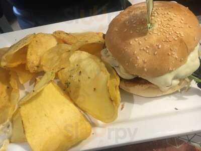 Degema Hamburgueria (coliseu)