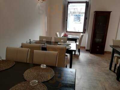 Mount Everest Restaurant And Bar Faro