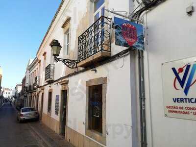 Mount Everest Restaurant And Bar Faro