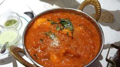 Everest Curry House Cascais