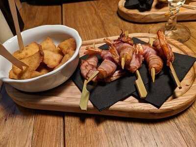 Dans Finger Food And Drinks