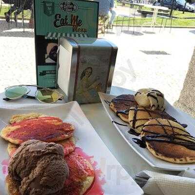 Eat Me - American Coffee Shop