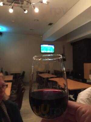 Zaza Sandwiches And Bar