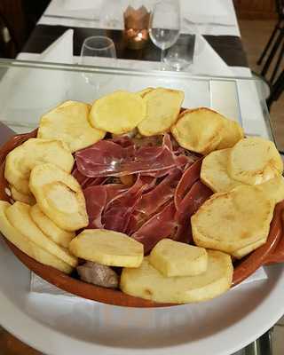 Restaurante Casa De Petiscos O Forno