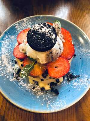 The Flaviis Brunch & Restaurant