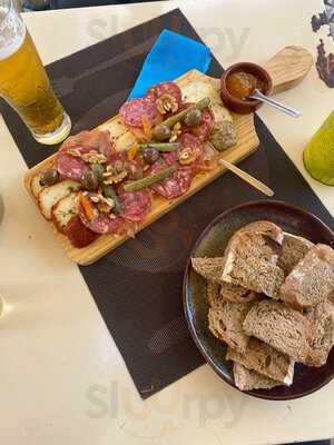 Josephine Bistrô & Bar