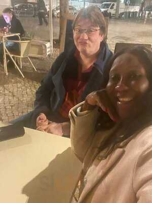 Josephine Bistrô & Bar