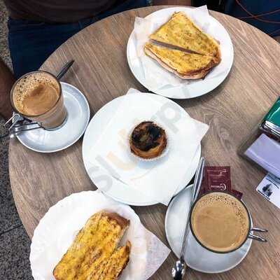 Pao Quente Muralhas Do Olival Porto