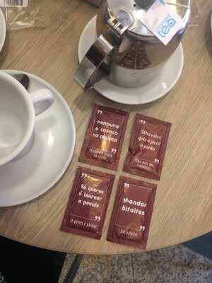 Pao Quente Muralhas Do Olival Porto