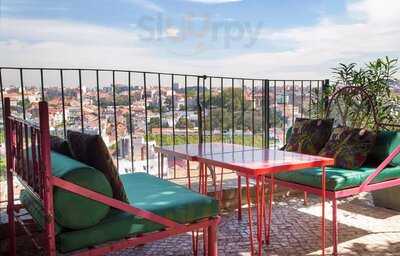 Lost In Restaurante & Bar