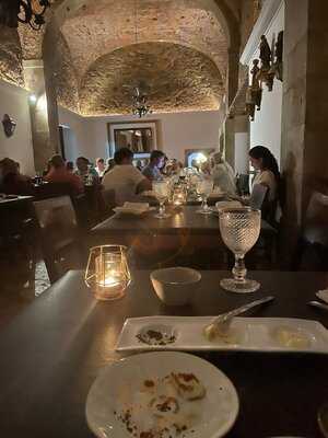 Casa De Linhares - Fado