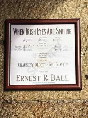 Hennessy's Irish Pub