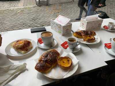 Oporto Bakery
