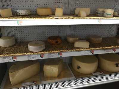 Queijaria Cheese Shop & Bar