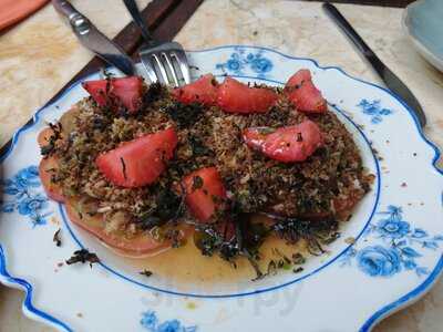 The Decadente Restaurante & Bar