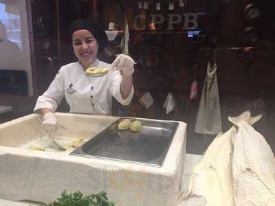 Casa Portuguesa Do Pastel De Bacalhau - R. Augusta