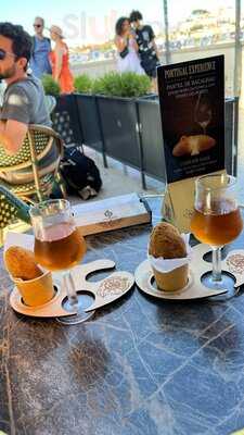 Casa Portuguesa Do Pastel De Bacalhau - R. Augusta