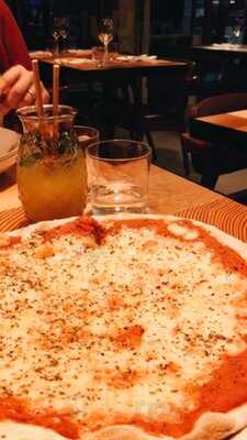 Pizza Bx - Eat & Drinks