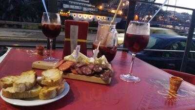 Mercearia Dos Guindais