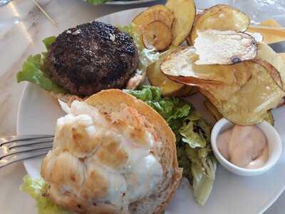 Bb&l Burger Beef & Lobster