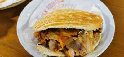 Estambul Donar Kebap & Pizza