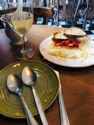 Casa Da Praia Tapas Bar & Wine Bar