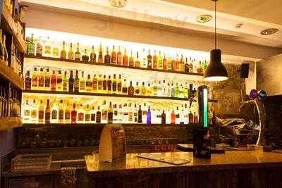 Bar Food Drinks Music Sports