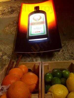 Bar Food Drinks Music Sports