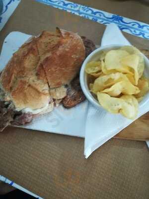 Petisqueira Três Reis