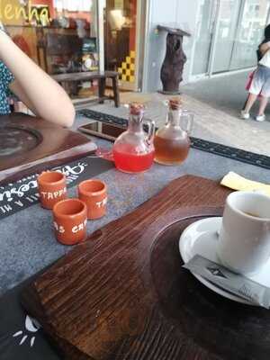 Tappas Caffe Porto