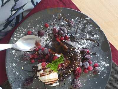 Battousai Sushi, Café & Bar