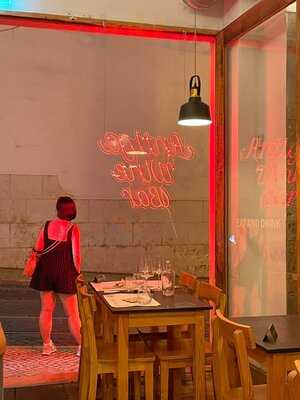 Antiga Wine Bar
