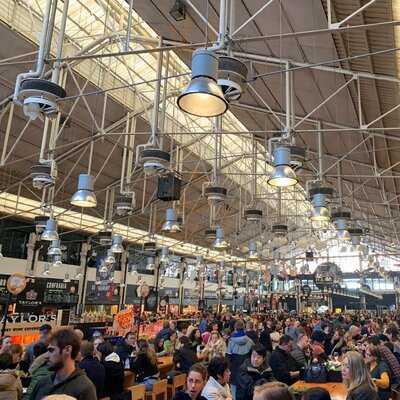 Henrique Sá Pessoa Food Corner