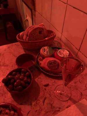 A Pulga, Taberna De Alfama