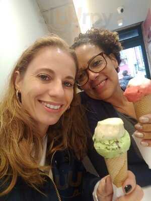 Pic Perfect Ice Cream