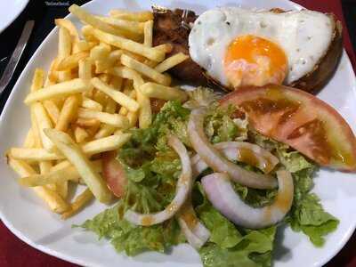 Taberna O Ninho Do Papagaio