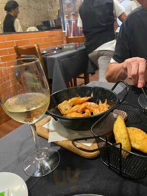 Taberna O Ninho Do Papagaio