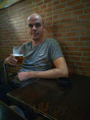 Tasca Dos Canarios Amarelos