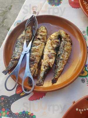 A Tasquinha Dos Guindais